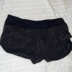 Lululemon short